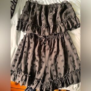 Fun black romper 🖤